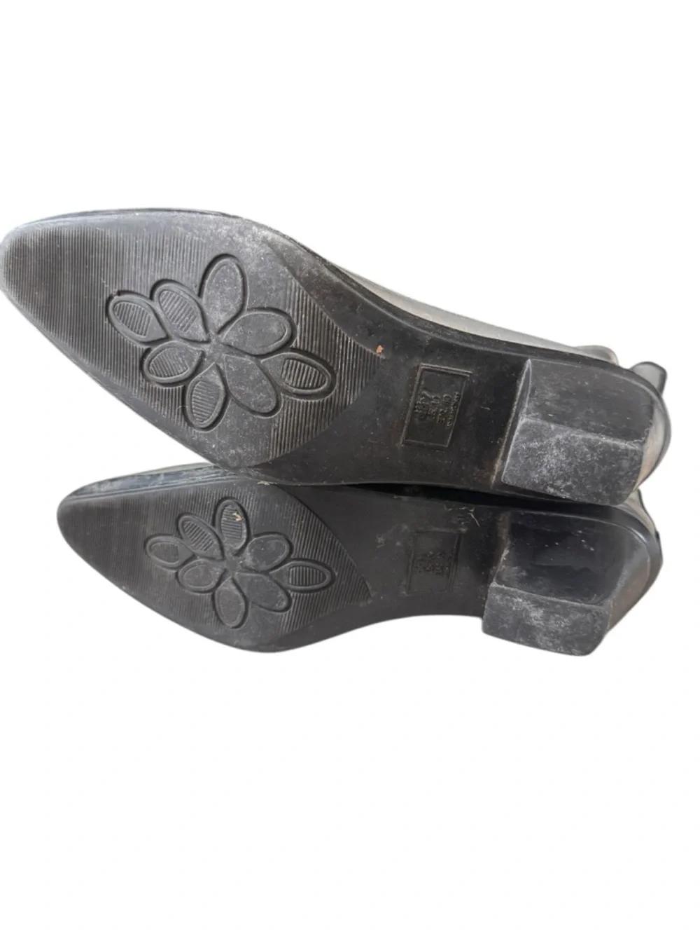 Dav women’s rain